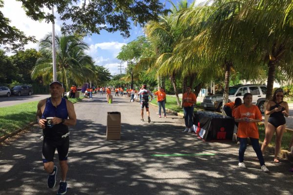 Entrega de Kids R&R Maraton Mérida 2018 2